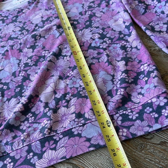 Sundry ‘3’ Floral Long Sleeve lightweight sweatshirt - Picture 7 of 8